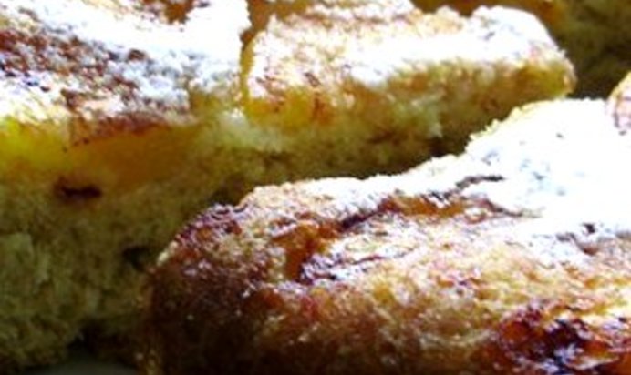 Воздушная шарлотка с корицей