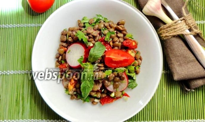 Чечевичный салат с редиской