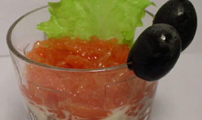 Салат из грейпфрута с тунцом