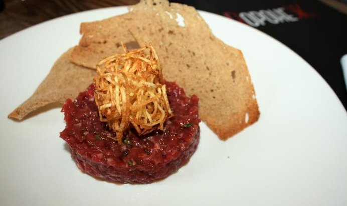 Тартар с трюфельным маслом