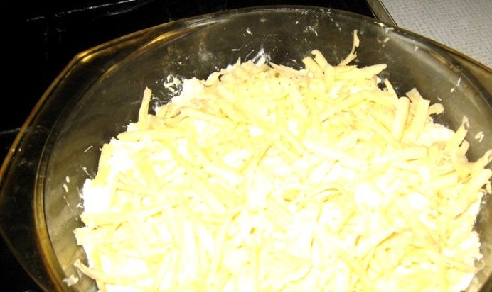 Легкий салат с грибами