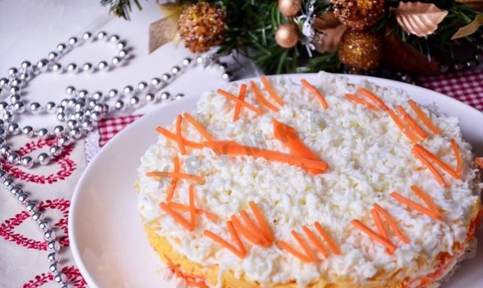 Новогодний салат Часы 2016