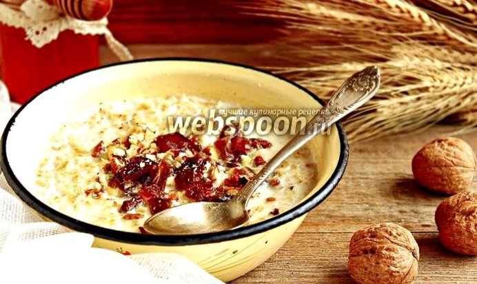 Овсяная каша с финиками и орехами (постная)