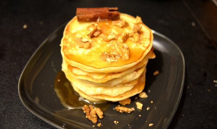 Оладьи с овсяными хлопьями и лимонной цедрой