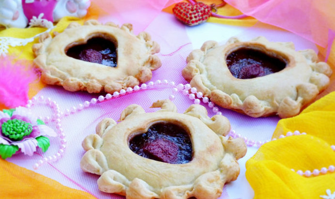 Булочки «Клубничное настроение»