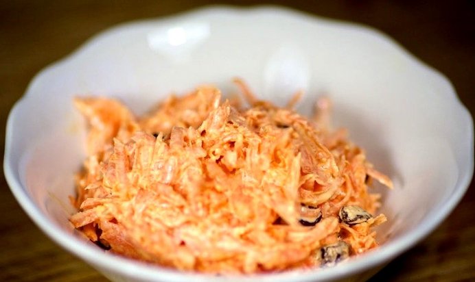 Салат с имбирем и морковью