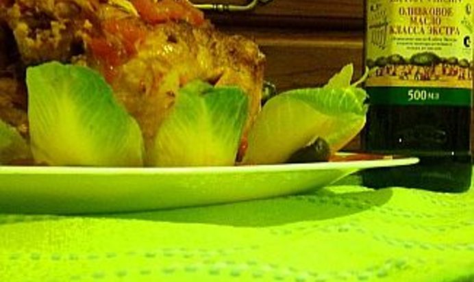 Цыпленок с помидорами и маслинами