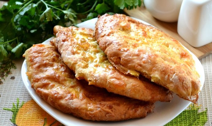 Сырные лепешки на кефире