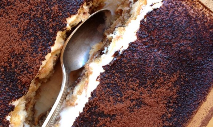 Тирамису с маскарпоне и коньяком