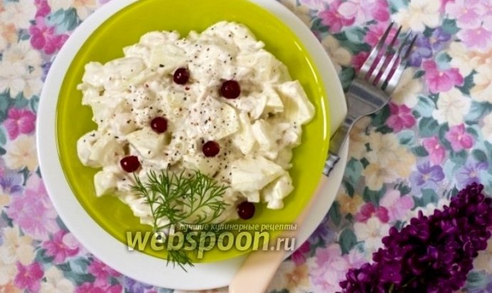 Салат с куриным филе и яблоками