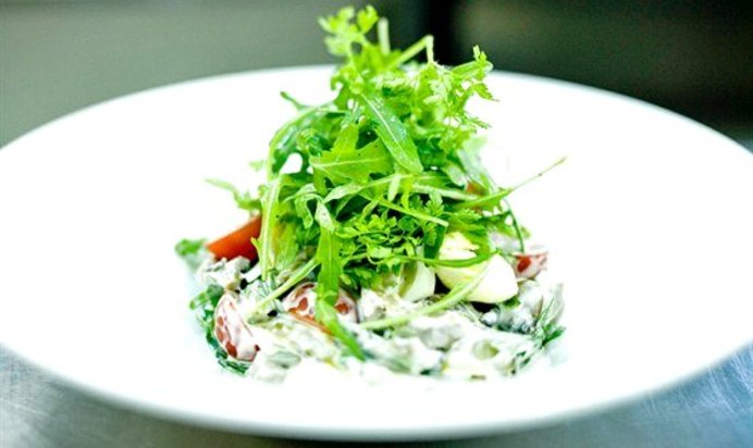 Салат с говяжьим языком