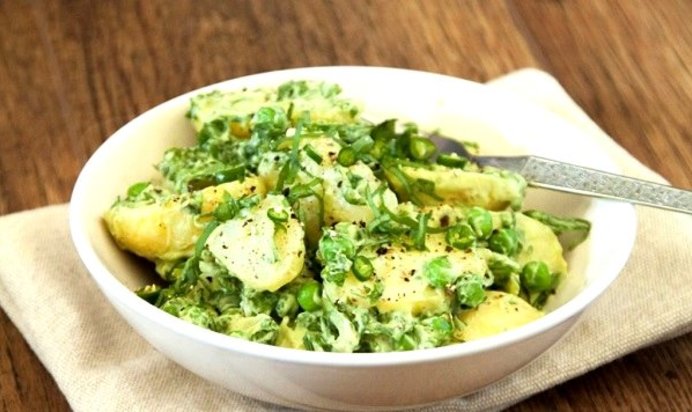 Салат с черемшой