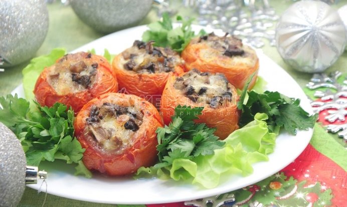 Салат из соленых грибов