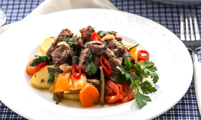 Овощное рагу с бараниной