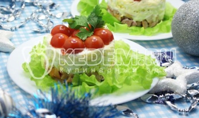 Салат с копчёной курицей «Красивый»