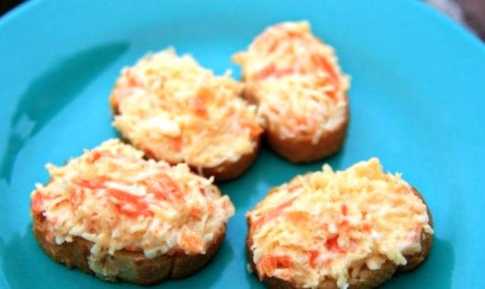 Гренки с сыром и морковью