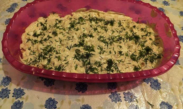 Салат мимоза с консервированной горбушей