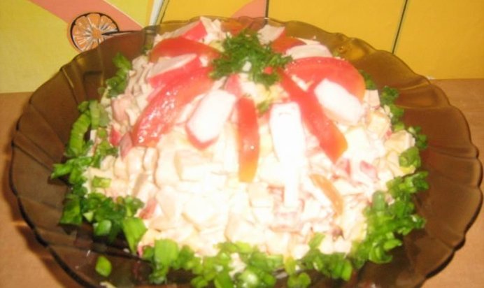 Салат крабовые палочки помидоры