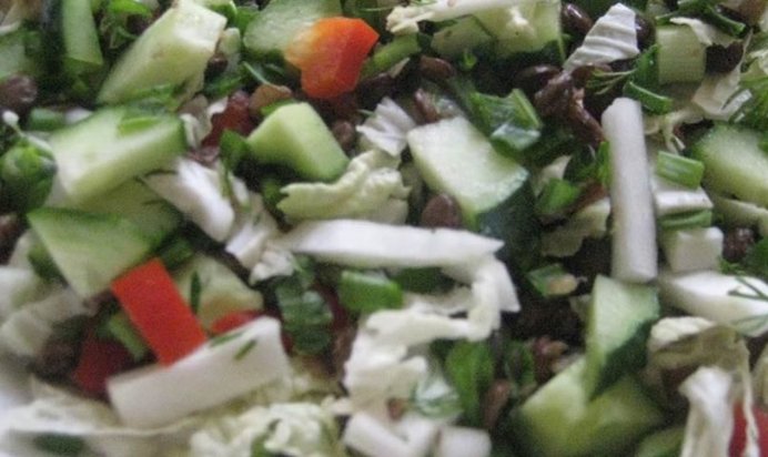 Салат с чечевицей