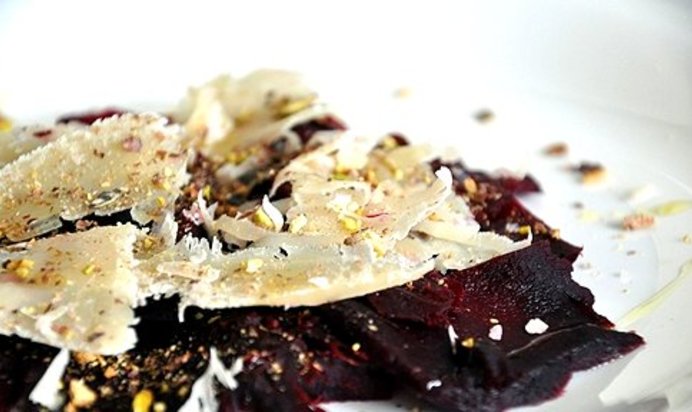 Салат Свёкла с орехами