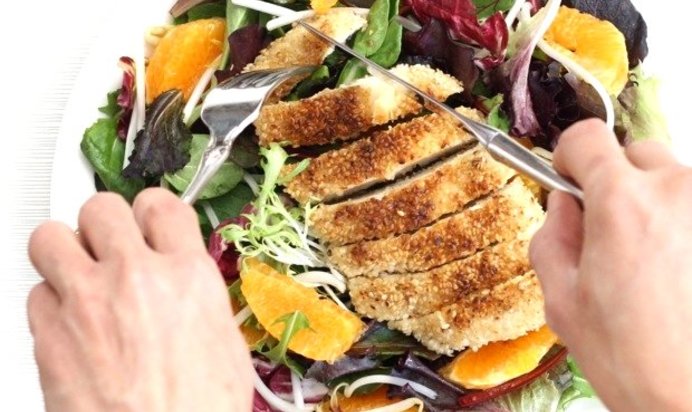 Новогодний салат с курицей