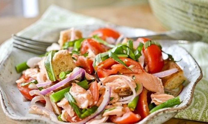 Салат с семгой на Новый Год