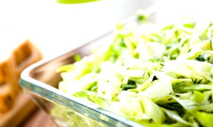 Салат из белокочанной капусты