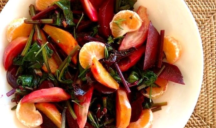 Свекольный салат с мандаринами