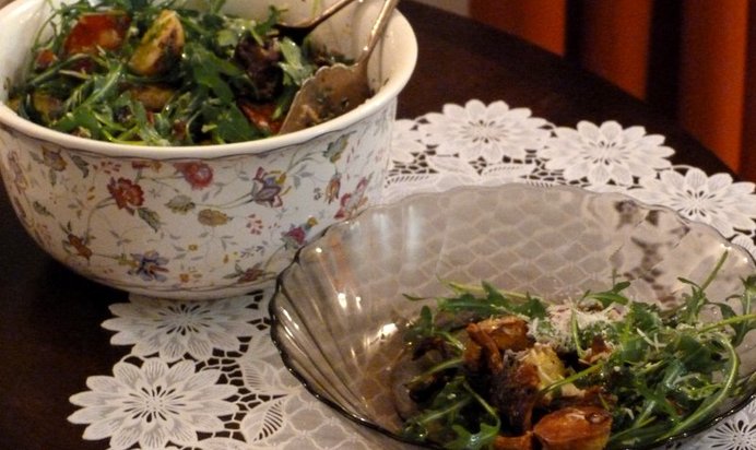 Теплый салат с лисичками