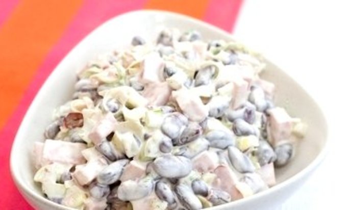 Фасоль с ветчиной