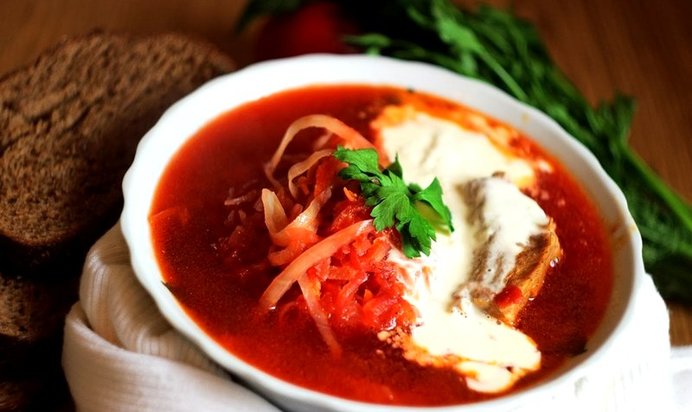 Борщ на свиных ребрышках