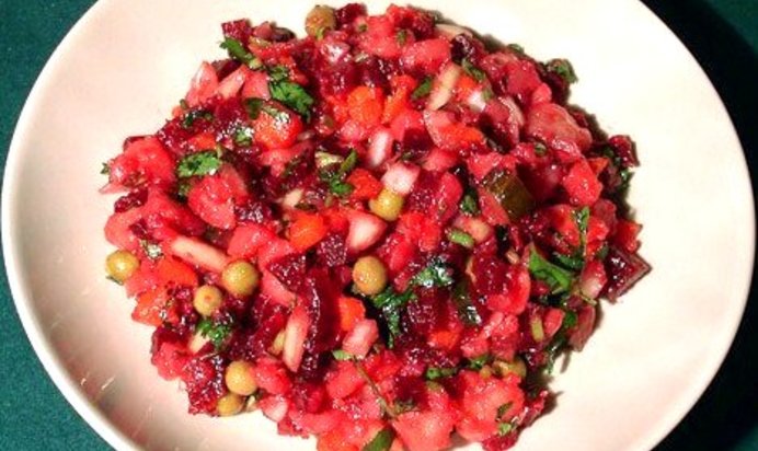 Ленивый винегрет с репчатым луком