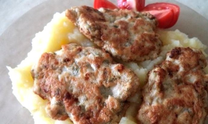 Оладьи из куриного фарша