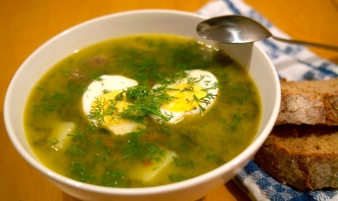 Щи из щавеля с курицей