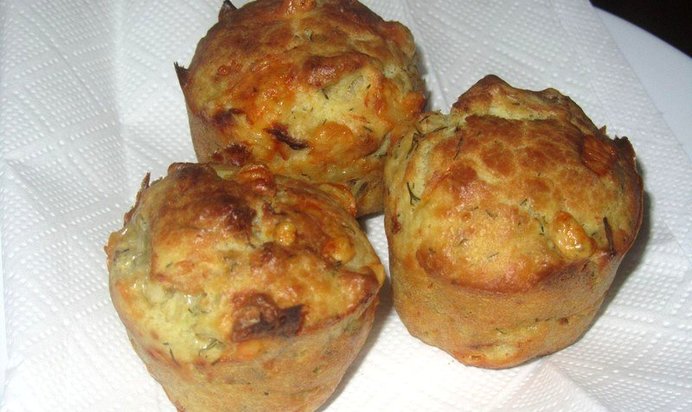 Сырные маффины с курицей