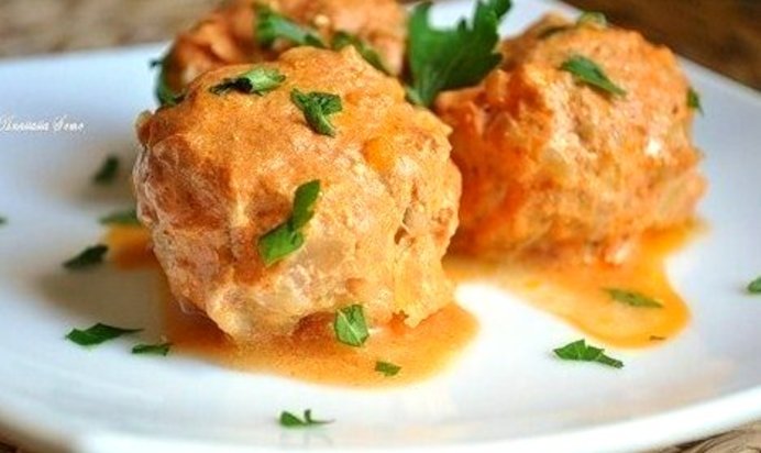 Ленивые голубцы в томатном соусе