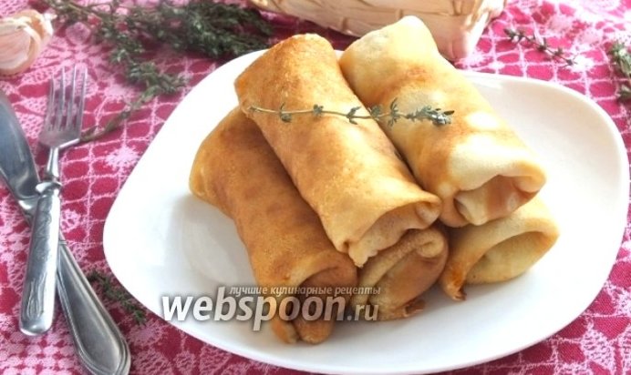 Блинчики с капустой и копчёной грудинкой