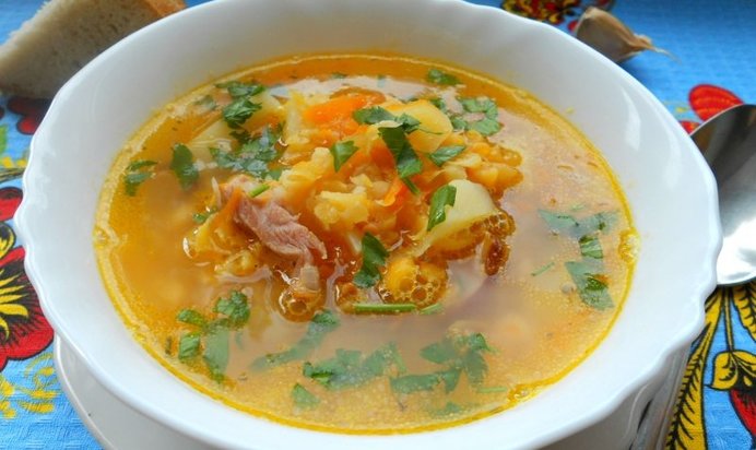 Суп гороховый с копченой курицей