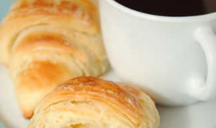 Круассаны с бри