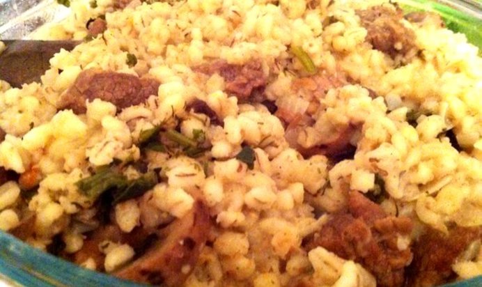 Перловая каша с мясом, грибами и овощами