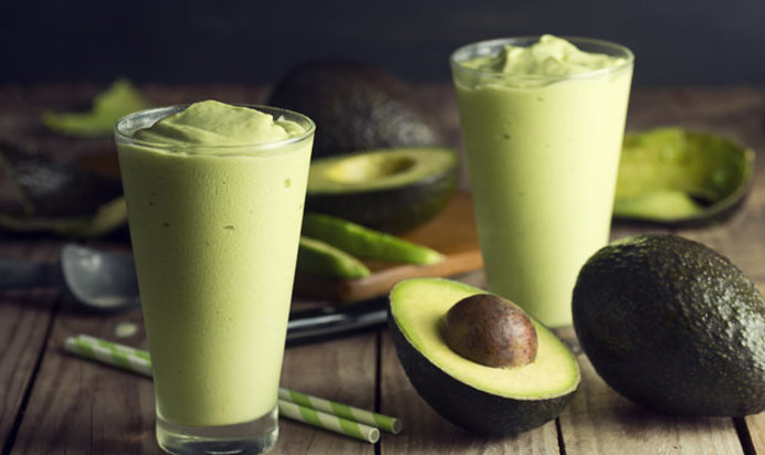 Смузи с авокадо и грушей