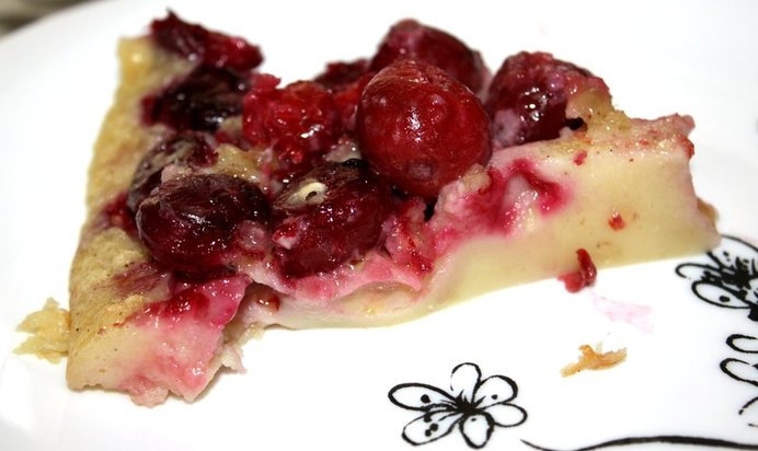 Клафутти с вишней