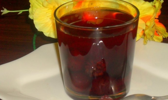 Компот из черешни и ежевики