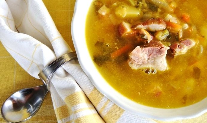 Гороховый суп с беконом
