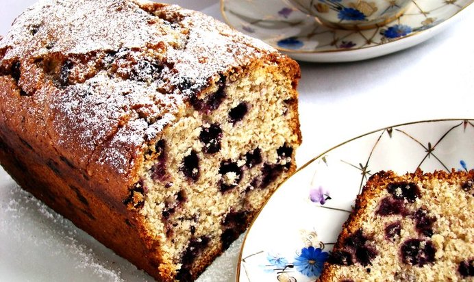 Кекс с бузиной