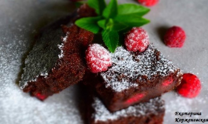 Брауни на темном пиве с малиной