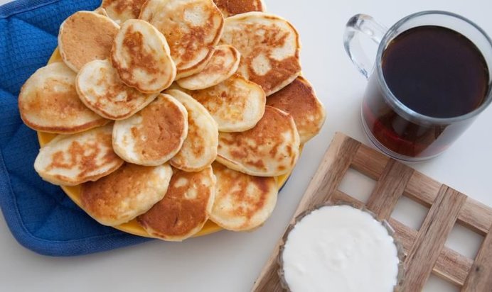 Оладьи на кефире с яйцом и сыром