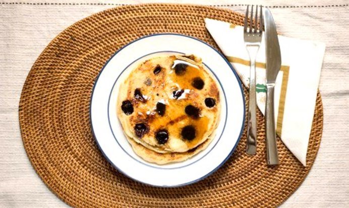 Блинчики из рикотты с черникой