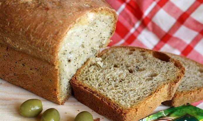 Итальянский хлеб с травами