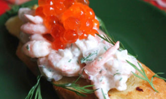 Креветки на тостах (Skagen)
